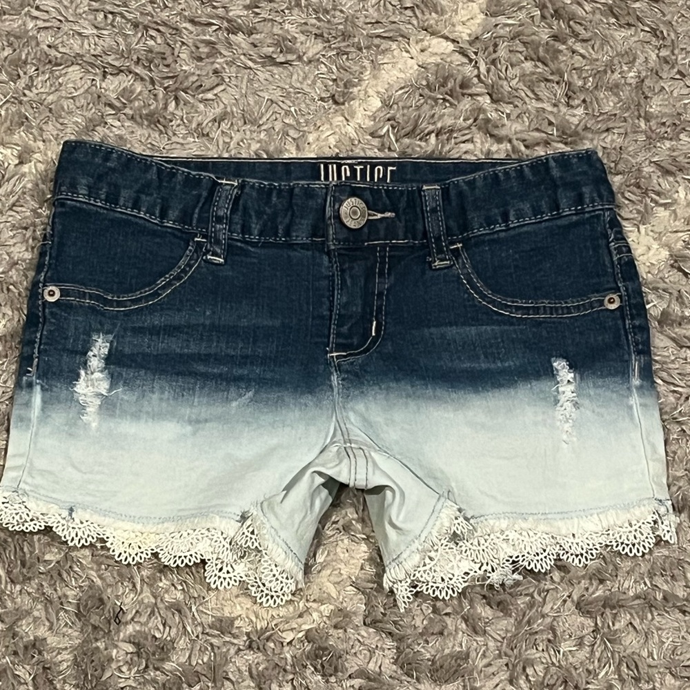 JUSTICE Girls Denim Shorts-  Size 10 These are cute and fashionable.